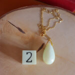 Pendentif goute Jade de Chine - modele 2